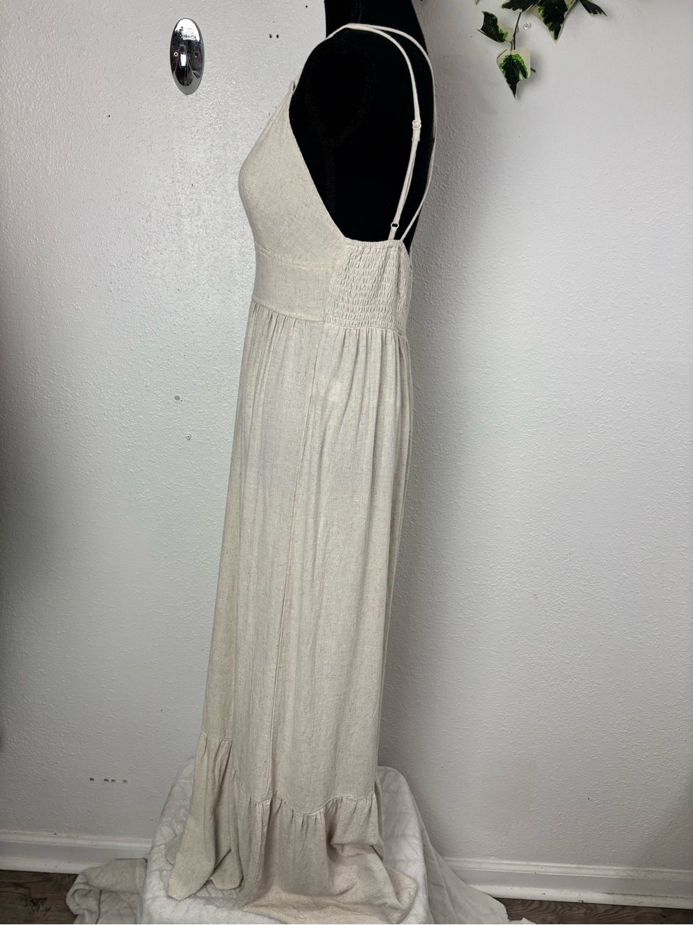 Windsor Cream Linen Blend Maxi Dress Boho Cottagecore Strappy Deep V Medium - Picture 3 of 9